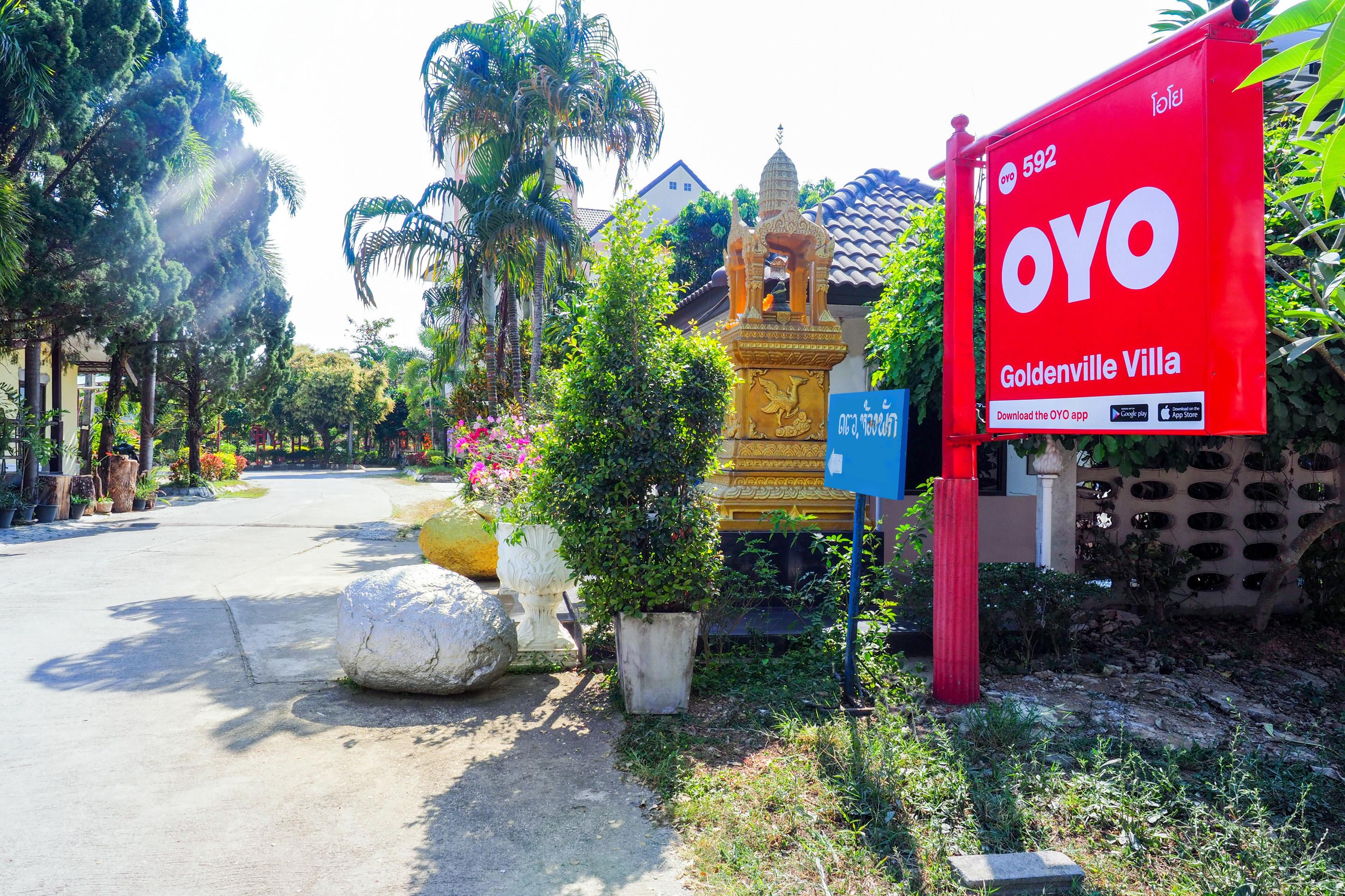 OYO 592 Goldenville Villa Chiang Rai Eksteriør billede